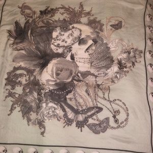 Light weight, decorative scarf